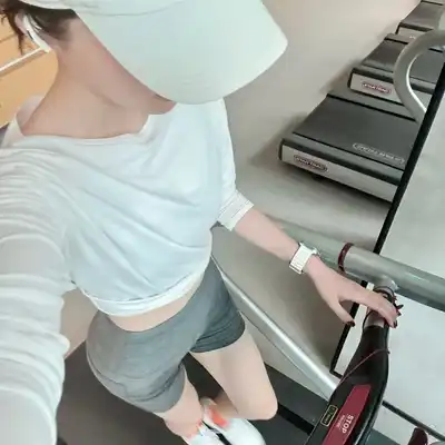 侯昊
